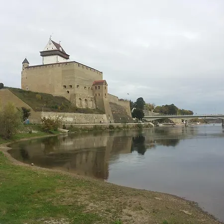 Korter Castle View *