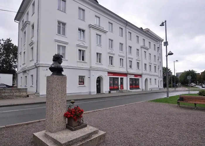 Castle View Apartment *